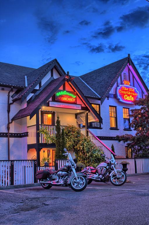 The Old Courthouse Inn Powell River Esterno foto