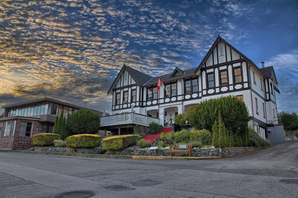 The Old Courthouse Inn Powell River Esterno foto